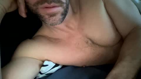 Snapshot of _lululeo_ chatting on February 2, 5:04 pm _lululeo_ online show from February 2, 5:04 pm