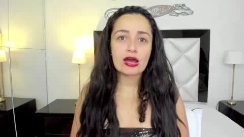 Snapshot of _luna__sweet_ chatting on February 17, 3:36 am luna sweet online show from February 17, 3:36 am