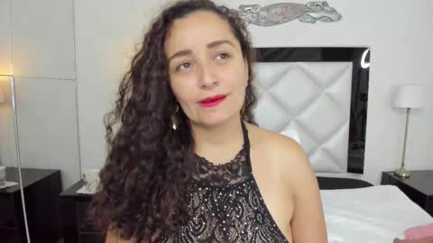 Snapshot of _luna__sweet_ chatting on March 6, 3:46 am luna sweet online show from March 6, 3:46 am