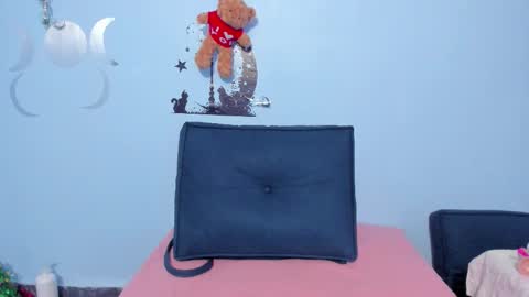 Snapshot of _luna__sweet_ chatting on October 9, 10:24 am luna sweet online show from October 9, 10:24 am