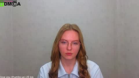 Welcome guys  Pleasure to see you all here  My name is Lysafeta and MichaelaTip menu is active Private is open  online show from June 18, 6:35 am