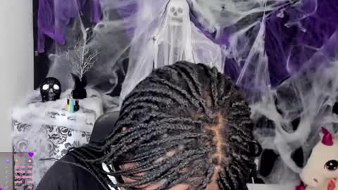 MARCELA online show from October 20, 6:30 pm