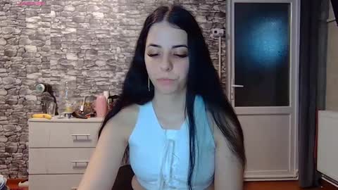  Mari  online show from February 16, 8:43 am