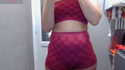  Mari  online show from June 17, 3:42 am
