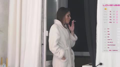 Mari online show from February 19, 1:06 pm