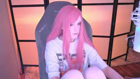 Mariko online show from April 23, 3:36 pm