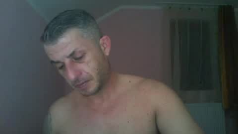 Snapshot of _marrrio chatting on December 15, 11:31 pm _marrrio online show from December 15, 11:31 pm