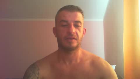 Snapshot of _marrrio chatting on March 22, 7:23 am _marrrio online show from March 22, 7:23 am