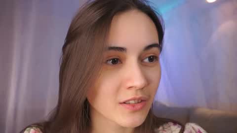 Snapshot of _marvelous_time_ chatting on March 1, 2:26 am  Gwen  online show from March 1, 2:26 am