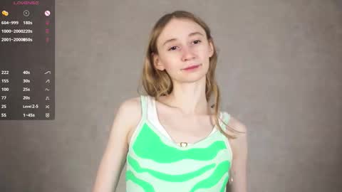 Snapshot of _marvelous_time_ chatting on September 12, 3:06 am  Gwen  online show from September 12, 3:06 am