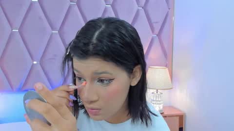 Nahayo  online show from November 14, 12:15 pm