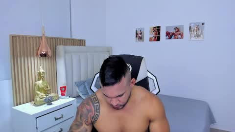 _matthew_santos_ online show from April 22, 1:08 am