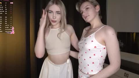 Elva and Kate  online show from January 14, 5:46 am