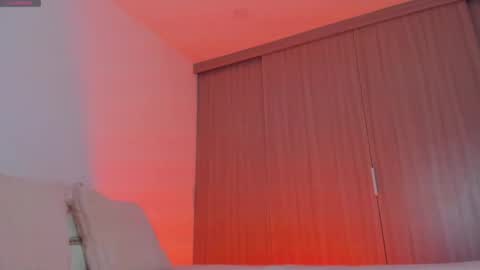 Snapshot of _meel_ chatting on March 6, 2:41 am Meel online show from March 6, 2:41 am