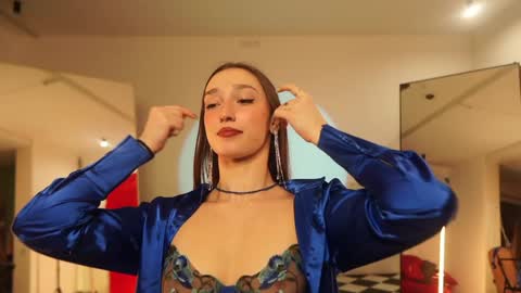 Snapshot of _meganmeow_ chatting on January 23, 1:51 am  Saturday - start 2030-2130 GMT online show from January 23, 1:51 am