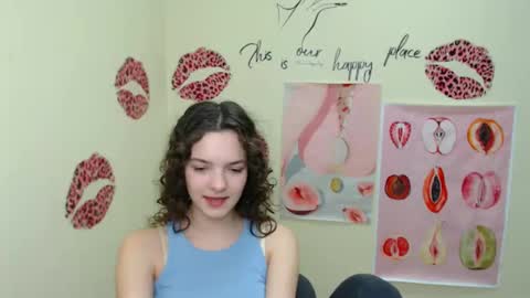 Susie online show from December 15, 4:26 pm