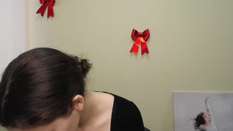 Susie online show from January 12, 10:12 am