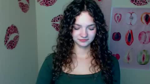 Susie online show from October 4, 7:01 pm