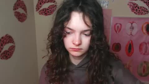 Susie online show from February 2, 7:18 am