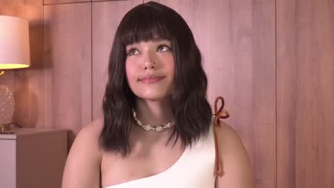 Snapshot of _meghan_gomez1_ chatting on October 28, 8:11 pm     online show from October 28, 8:11 pm