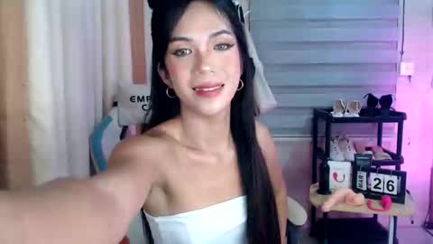 Melly online show from March 26, 11:05 am