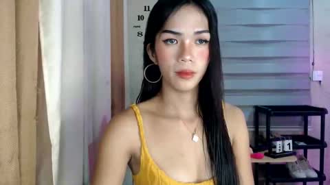Melly online show from May 12, 10:12 am