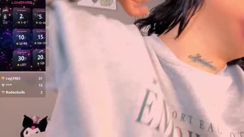 _melodyblossom_ online show from September 9, 8:58 am