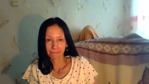 Snapshot of _merrry_ chatting on May 11, 6:30 am Merry online show from May 11, 6:30 am