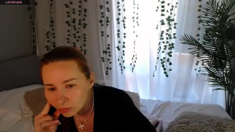 _mi_amore online show from April 6, 8:04 am