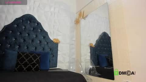 Snapshot of _mia_milf_ chatting on September 22, 1:29 am _mia_milf_ online show from September 22, 1:29 am