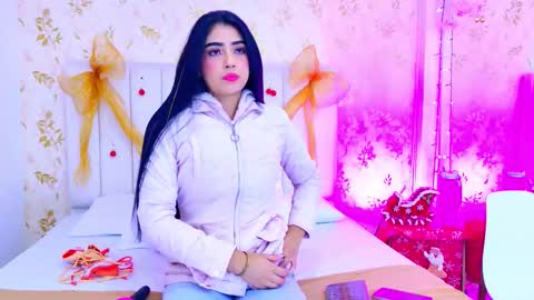 Snapshot of _miaa_monroe chatting on December 1, 1:10 am Mia Monroe online show from December 1, 1:10 am