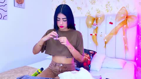 Snapshot of _miaa_monroe chatting on December 1, 7:41 pm Mia Monroe online show from December 1, 7:41 pm