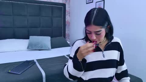 Mia Monroe online show from January 12, 7:41 pm