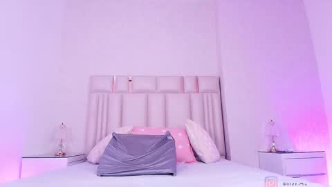 Mia  online show from March 14, 11:59 am