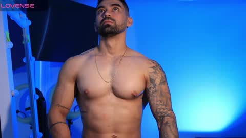 soy mike online show from January 8, 2:56 pm