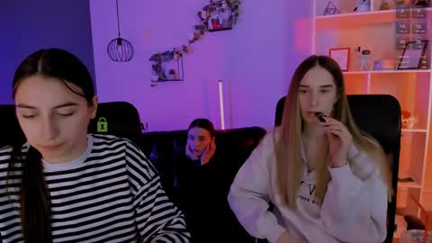 your Mila online show from April 23, 12:29 pm