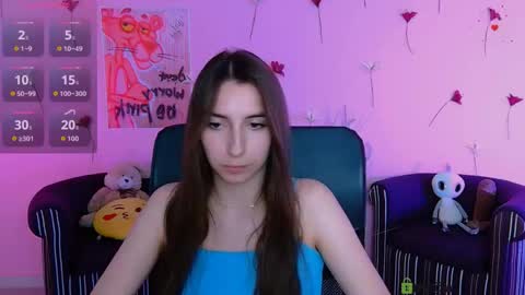 Snapshot of _mila_fire chatting on May 20, 9:15 am your Mila online show from May 20, 9:15 am
