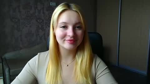 Melanie online show from April 23, 9:08 am