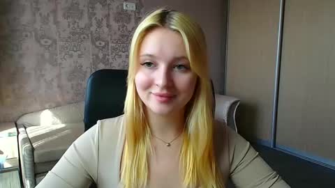 Melanie online show from April 23, 12:29 pm