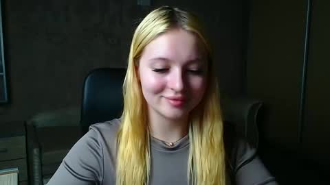 Melanie online show from April 29, 5:30 pm