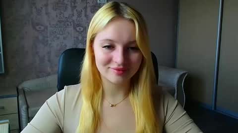 Melanie online show from May 2, 11:04 am