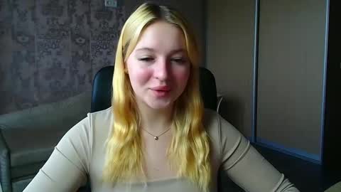 Melanie online show from May 18, 6:08 am