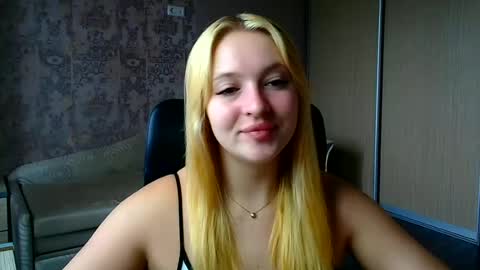 Melanie online show from June 15, 8:38 am