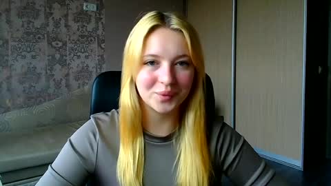 Melanie online show from July 8, 8:08 am