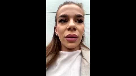 AstrideVonTeese online show from September 25, 1:26 pm