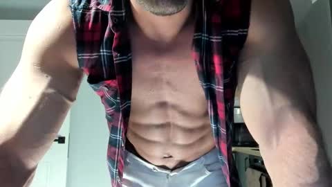 _miles19 online show from December 20, 12:56 pm