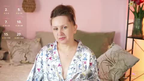 _million_dollarsmile online show from April 23, 9:30 am