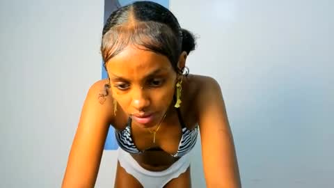 Mimi online show from March 8, 2:04 am