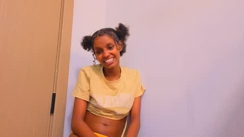 Mimi online show from April 8, 2:50 pm