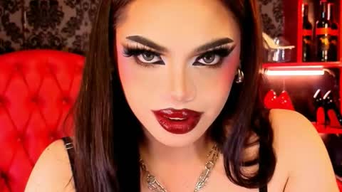 Raven Strauss online show from February 23, 6:49 pm